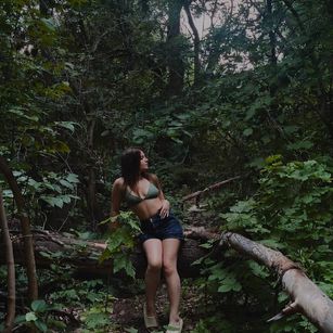 Model - Alexxxa Lawrence fetish