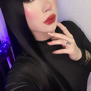 Model - BellaDalthon latin