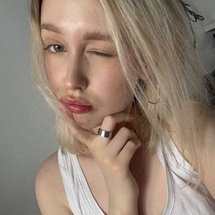 Model - Alice fetishes