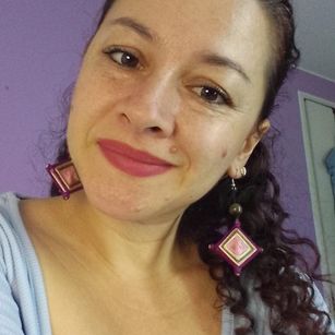 Model - artesana anal