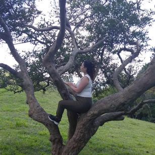 Model - artesana bigass