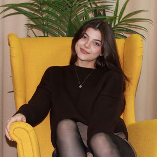 Model - StellaMursss legs