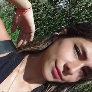 Model - NathalyJohns colombia