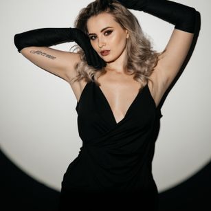 Model - Katy_Kryshtov bj