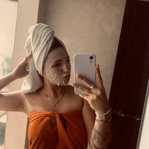 Model - Eva cameltoe