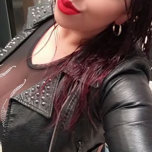 Model - zully jones roleplay