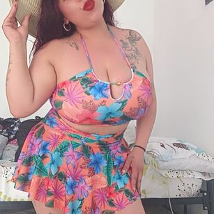 Model - zully jones bondage