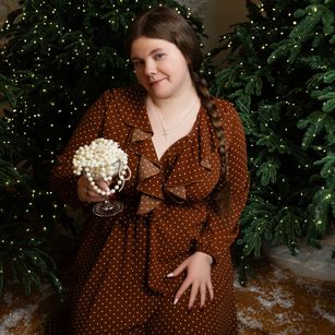 Model - Ruby bigboobs