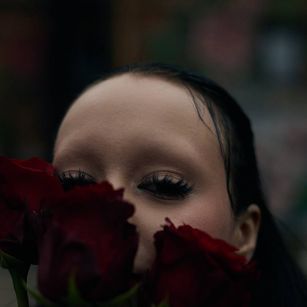 Model - ArishaGlow new