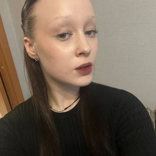 Model - ArishaGlow teasing