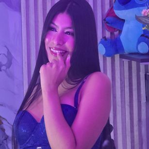 Model - LissaWild teen