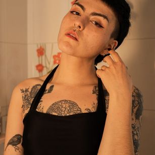 Model - Dor Solari bush