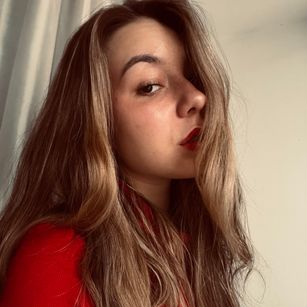 Model - Allice young