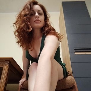 Model - MarleneHarper redhead