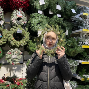 Model - Camilla smalltits