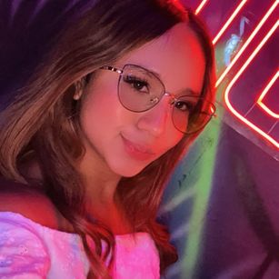 Model - MelanieRoah sexy