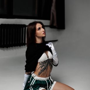 Model - Sophia beautiful