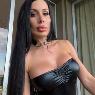 Model - Diosa dorada Fendom