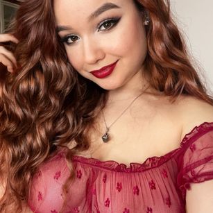 Model - Lana bigtits