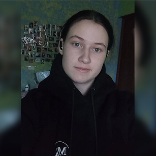 Model - StrawberryCornrows witch