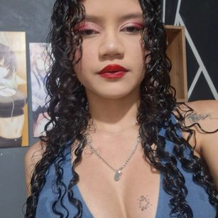 Model - Birdie_0 squirt