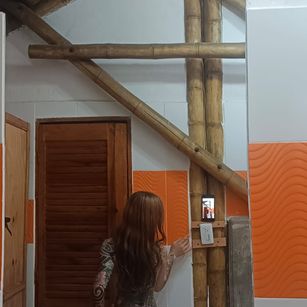 Model - VicktoriaLou joi