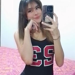 Model - NathalyJohns humillation