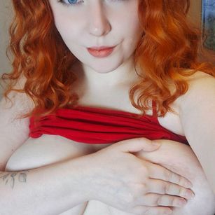 Model - Darling Eva bigtits