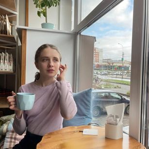 Model - Camilla feet