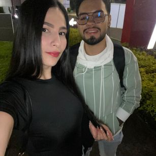 Model - ArianaAndDave deepthroat