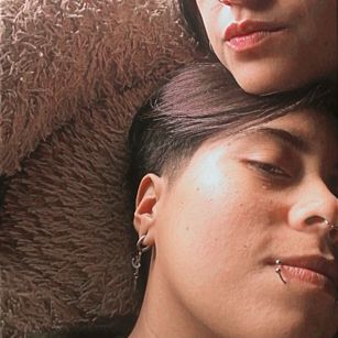 Model - AnnieAndReach heels