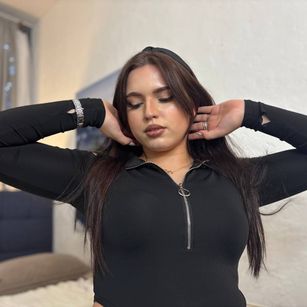 Model - Avary bignipples