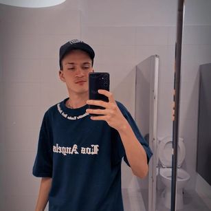 Model - jack_hotson feet