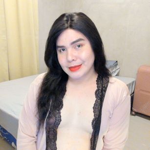 Model - TSNica22bigone trans