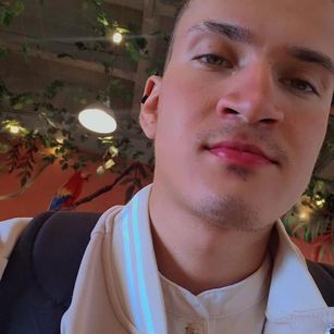 Model - jack_hotson feet