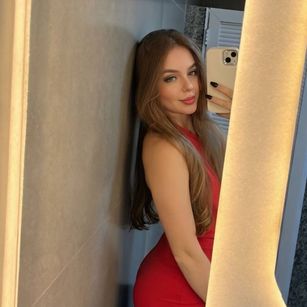 Model - Dhanna Mont sexygirl