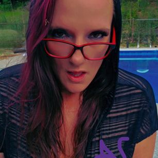 Model - A.J Buttons fastresponse