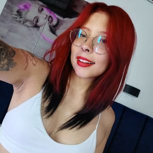 Model - Violett_Nyx latina