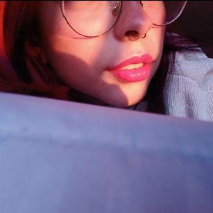 Model - Violett_Nyx LATINA