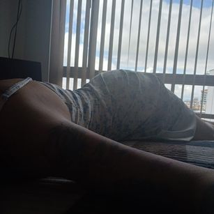 Model - Violett_Nyx CUM