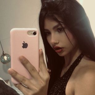 Model - Kim Luna feet