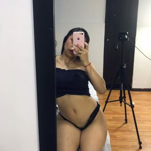 Model - Kim Luna young