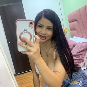 Model - Kim Luna anal