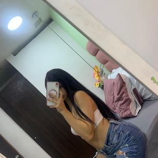 Model - Kim Luna anal