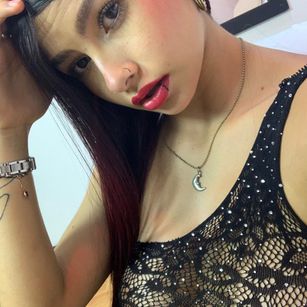 Model - Kim Luna blowjob