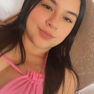 Model - Amy Ferreira anal