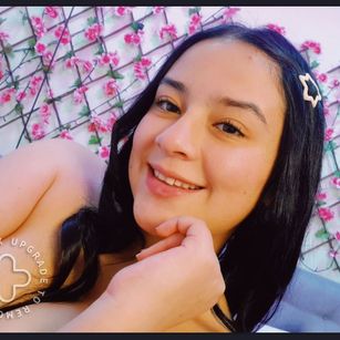 Model - Amy Ferreira teen