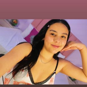 Model - Amy Ferreira squirt