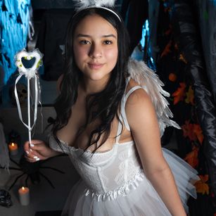 Model - Amy Ferreira teen