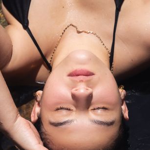 Model - Amy Ferreira feet